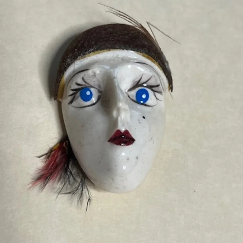 VTG Art Deco Lady Woman Head Brooch Pin Hand Painted Velvet Hat Blue Eyes 1.5